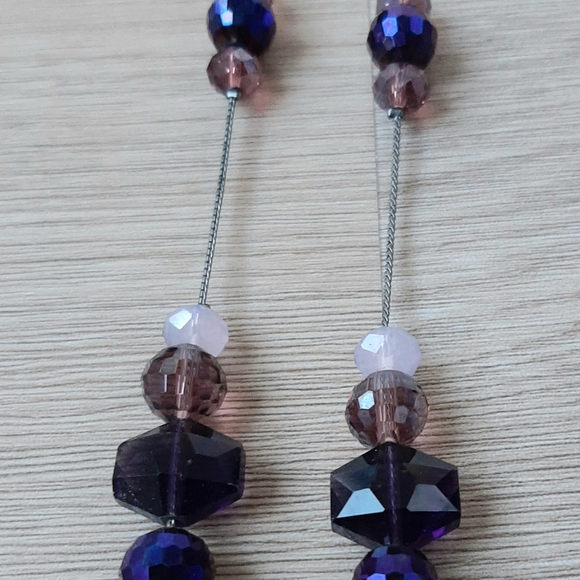 17in Shades of purple beaded necklace - Picture 3 of 6
